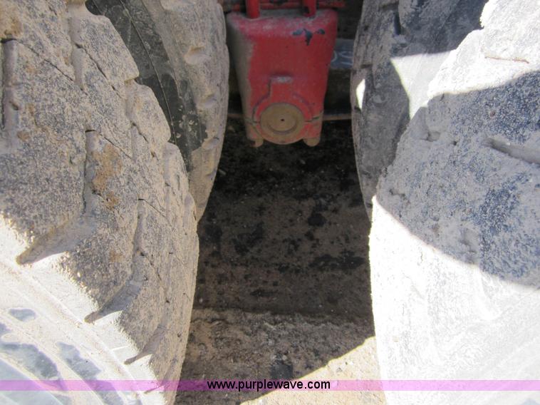 image for item B5770 1981 Mack R747S semi truck