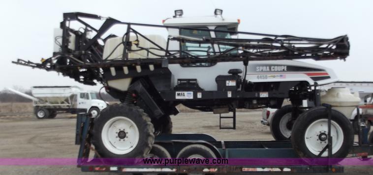 image for item B6272 2005 AGCO Spra-Coupe 4450 with trailer