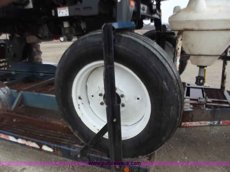 image for item B6272 2005 AGCO Spra-Coupe 4450 with trailer