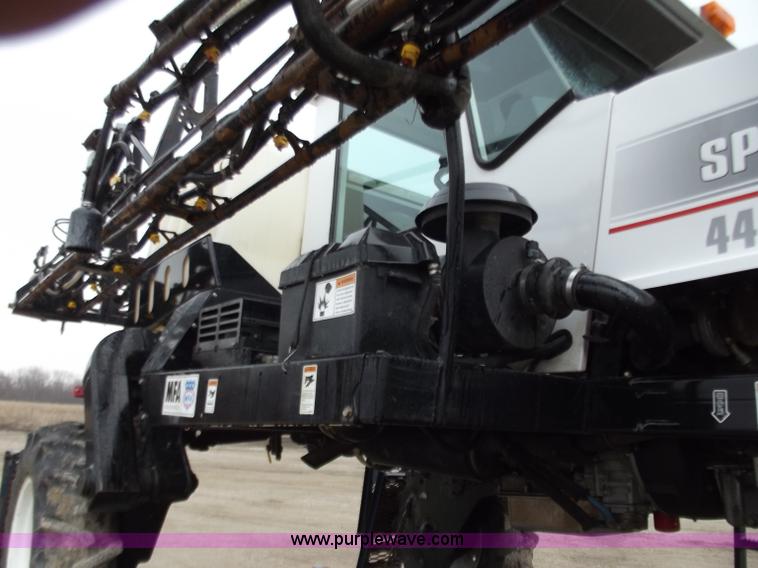 image for item B6272 2005 AGCO Spra-Coupe 4450 with trailer