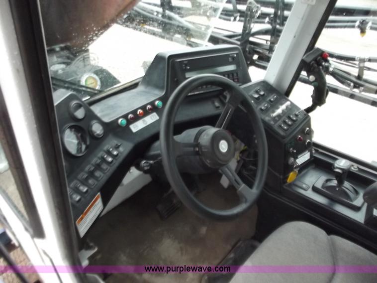 image for item B6272 2005 AGCO Spra-Coupe 4450 with trailer