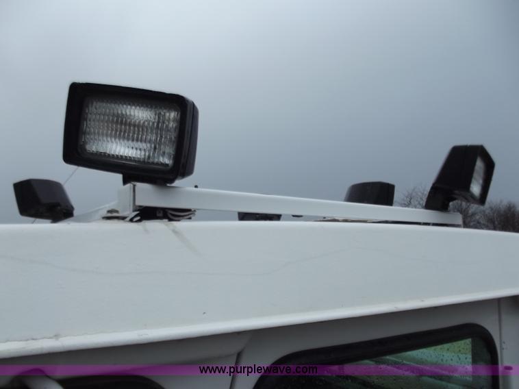 image for item B6272 2005 AGCO Spra-Coupe 4450 with trailer