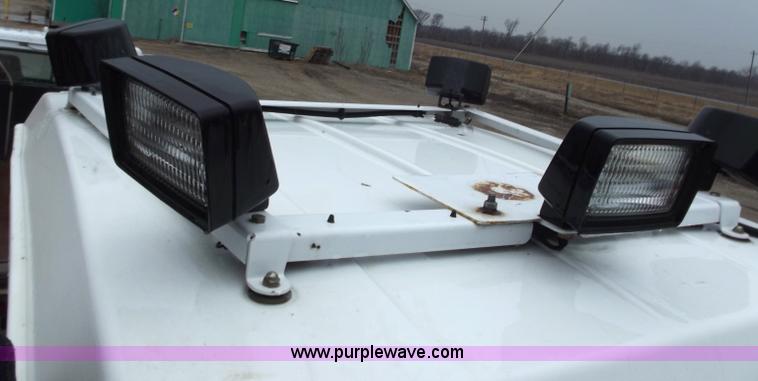 image for item B6272 2005 AGCO Spra-Coupe 4450 with trailer