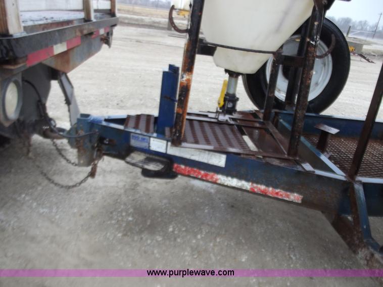 image for item B6272 2005 AGCO Spra-Coupe 4450 with trailer