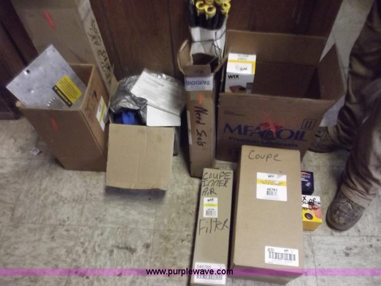 image for item B6272 2005 AGCO Spra-Coupe 4450 with trailer