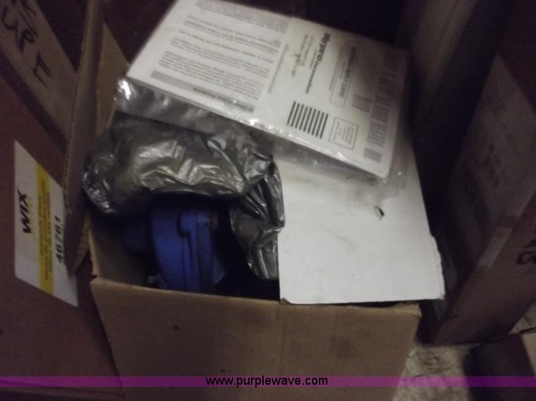 image for item B6272 2005 AGCO Spra-Coupe 4450 with trailer