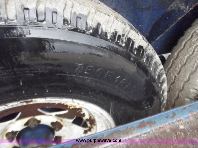 image for item B6272 2005 AGCO Spra-Coupe 4450 with trailer