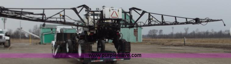 image for item B6272 2005 AGCO Spra-Coupe 4450 with trailer