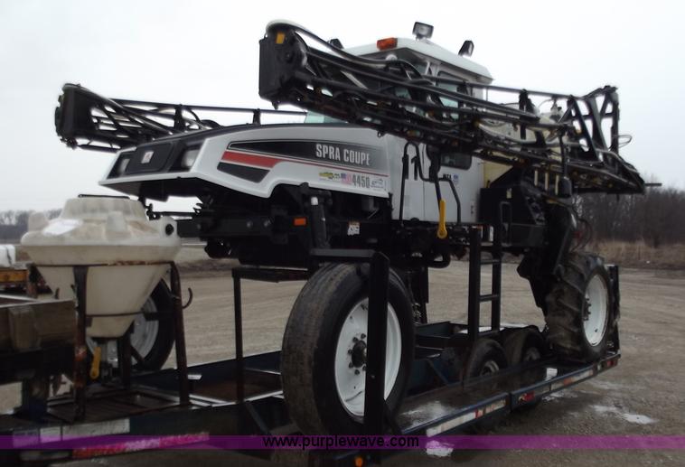 image for item B6272 2005 AGCO Spra-Coupe 4450 with trailer