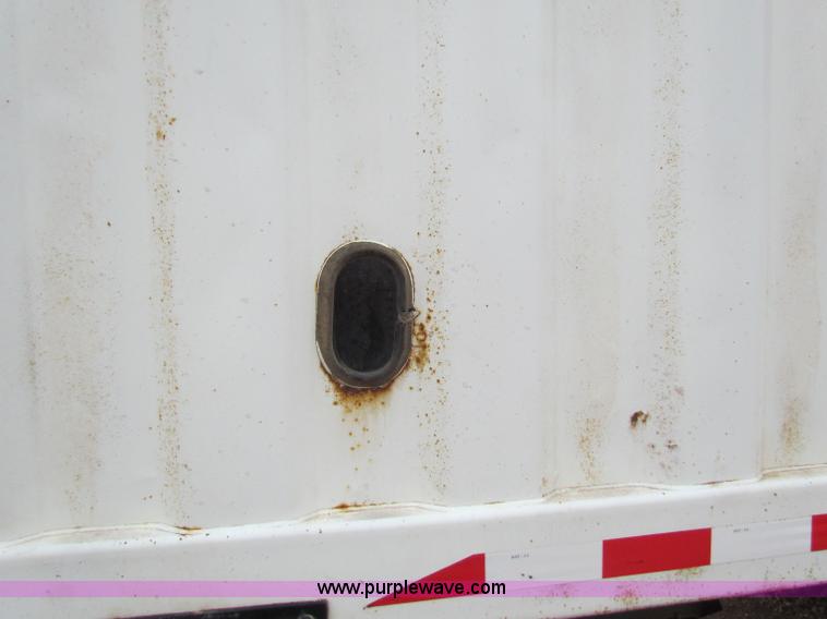 image for item B7139 2001 Jet 40' double hopper grain trailer