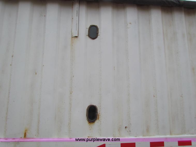 image for item B7139 2001 Jet 40' double hopper grain trailer