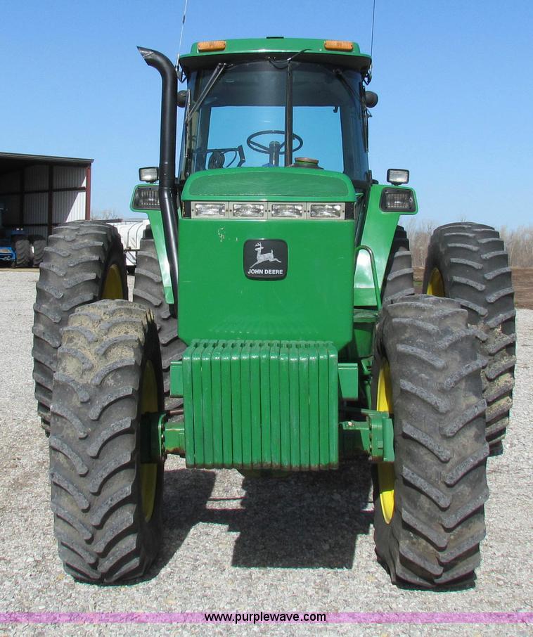 image for item B7142 1992 John Deere 4560 MFWD tractor