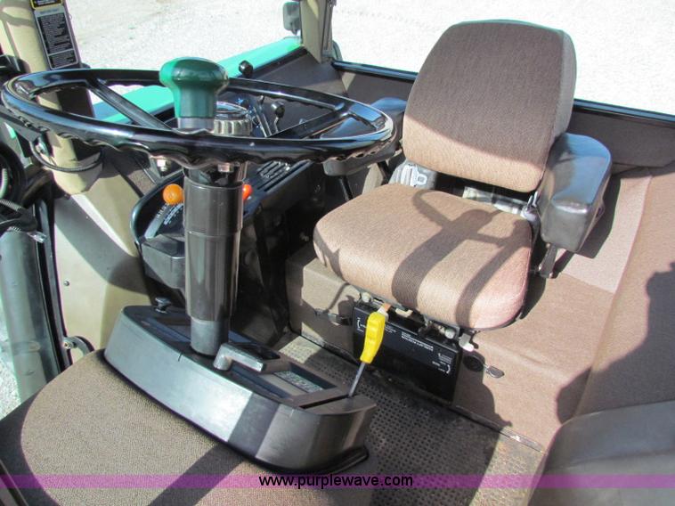 image for item B7142 1992 John Deere 4560 MFWD tractor