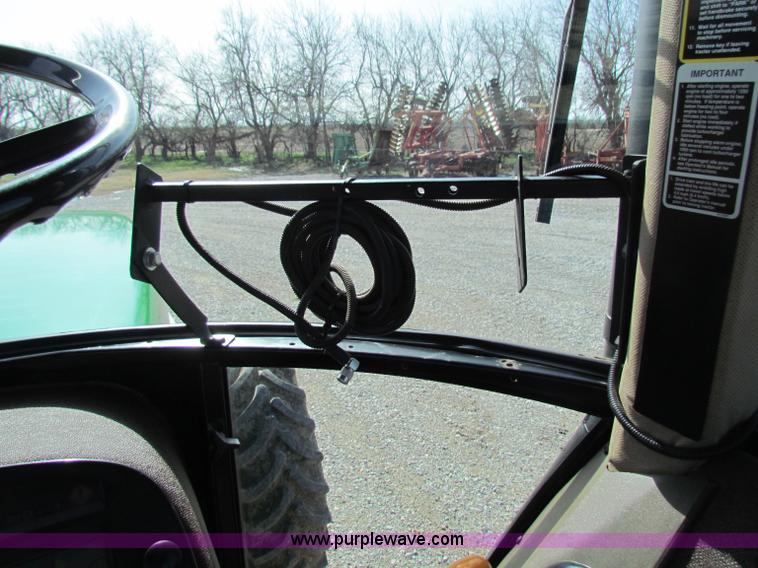 image for item B7142 1992 John Deere 4560 MFWD tractor