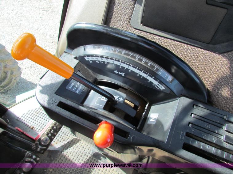 image for item B7142 1992 John Deere 4560 MFWD tractor