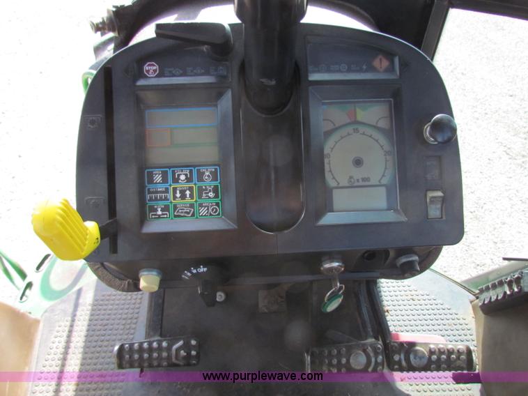 image for item B7142 1992 John Deere 4560 MFWD tractor