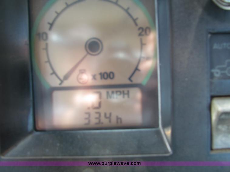 image for item B7142 1992 John Deere 4560 MFWD tractor