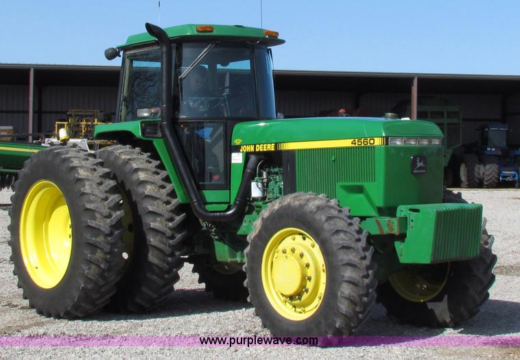 image for item B7142 1992 John Deere 4560 MFWD tractor
