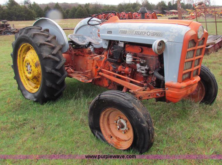 image for item B7173 Ford 801 tractor