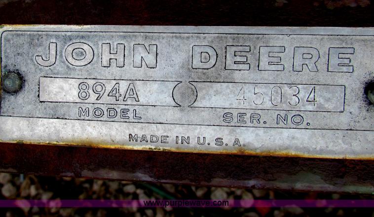 image for item B7188 John Deere 894A hay rake