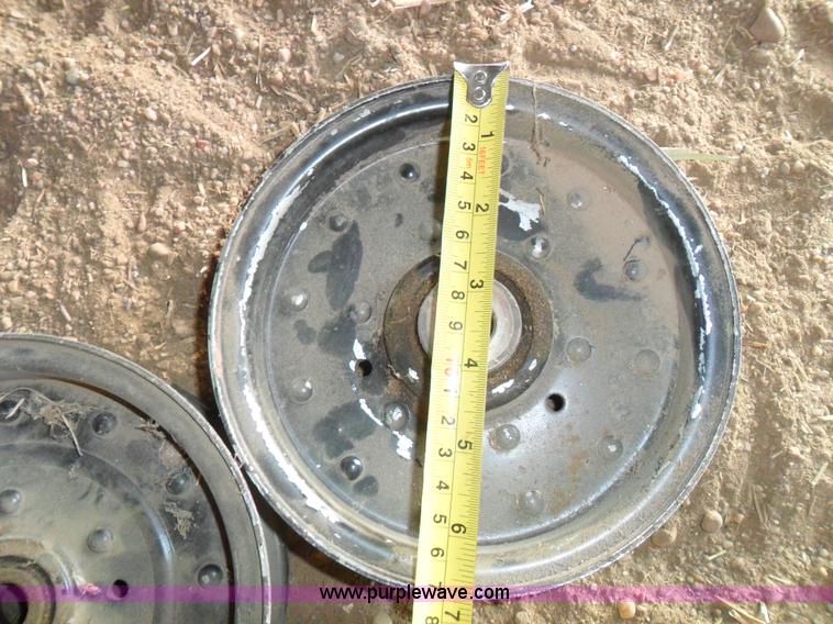 image for item B9012 Assorted Gleaner combine parts