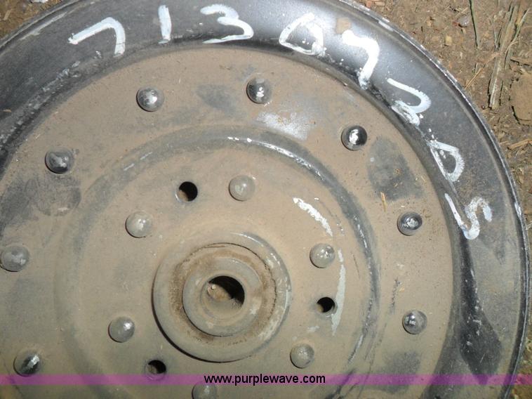 image for item B9012 Assorted Gleaner combine parts