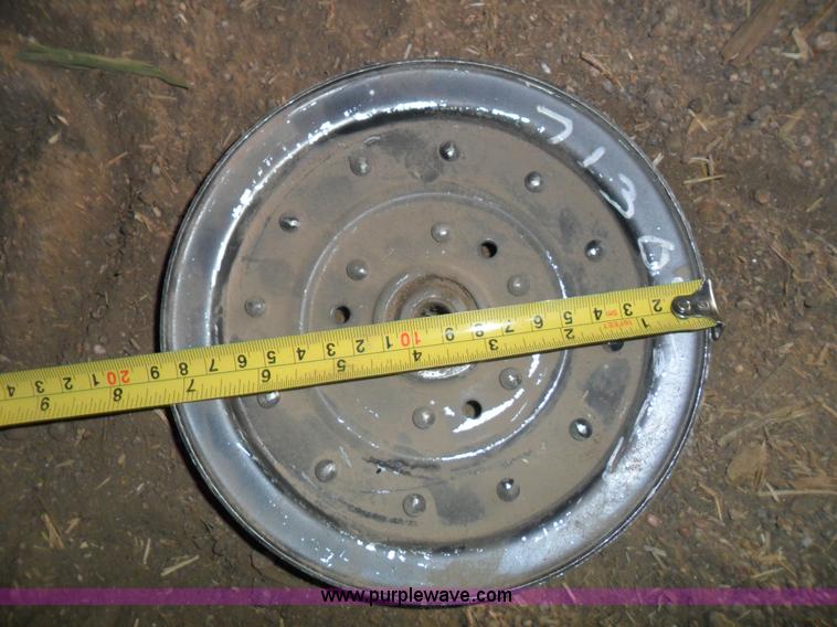 image for item B9012 Assorted Gleaner combine parts