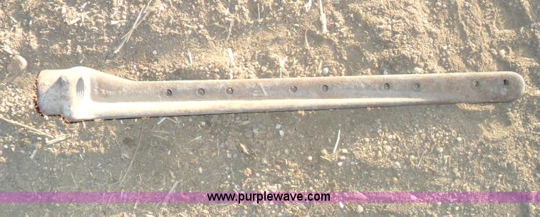 image for item B9012 Assorted Gleaner combine parts