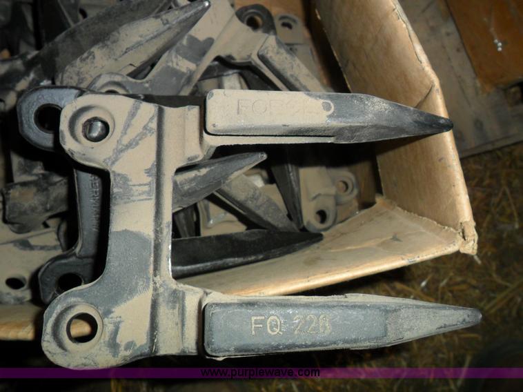 image for item B9012 Assorted Gleaner combine parts