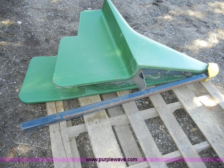 image for item C4022 (2) combine snouts