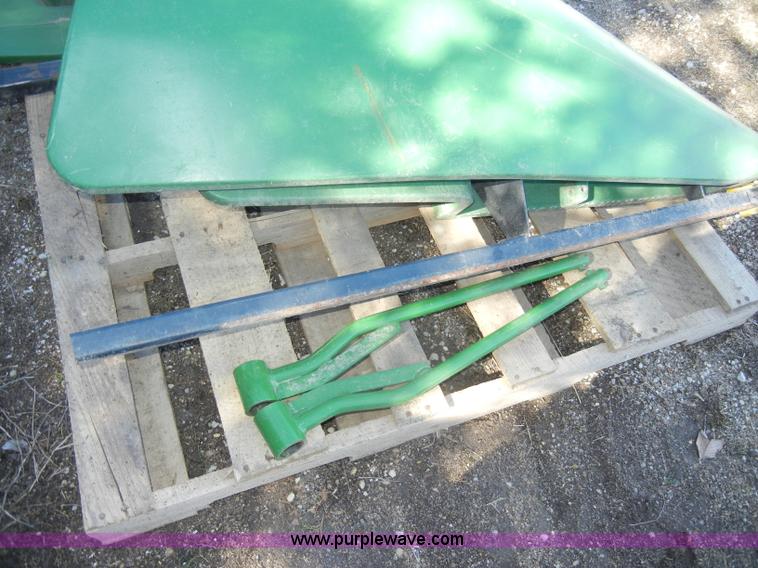 image for item C4022 (2) combine snouts