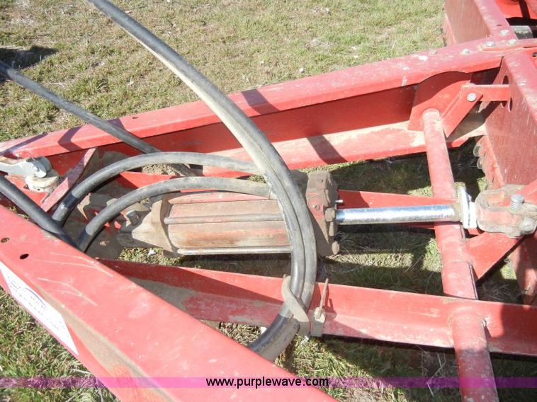 image for item C4067 IH 5100 soybean special drill