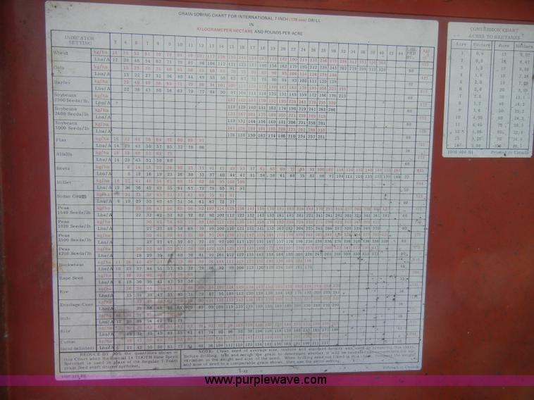 image for item C4067 IH 5100 soybean special drill