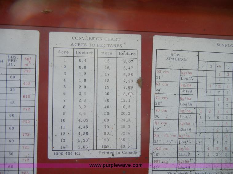 image for item C4067 IH 5100 soybean special drill