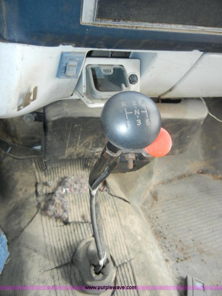 image for item C4205 1987 Chevrolet Kodiak C70 feed truck