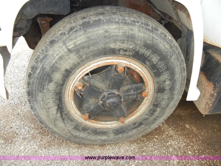 image for item C4205 1987 Chevrolet Kodiak C70 feed truck