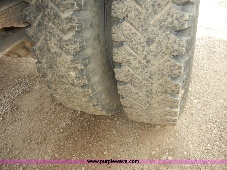 image for item C4205 1987 Chevrolet Kodiak C70 feed truck