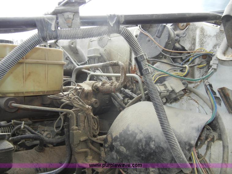 image for item C4205 1987 Chevrolet Kodiak C70 feed truck