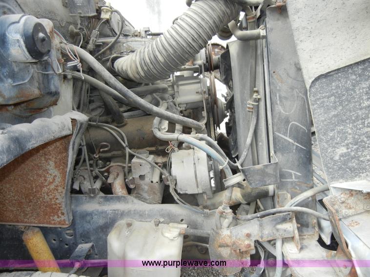 image for item C4205 1987 Chevrolet Kodiak C70 feed truck