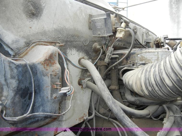 image for item C4205 1987 Chevrolet Kodiak C70 feed truck