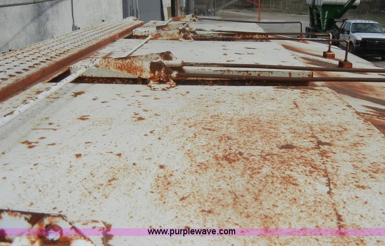 image for item C4205 1987 Chevrolet Kodiak C70 feed truck