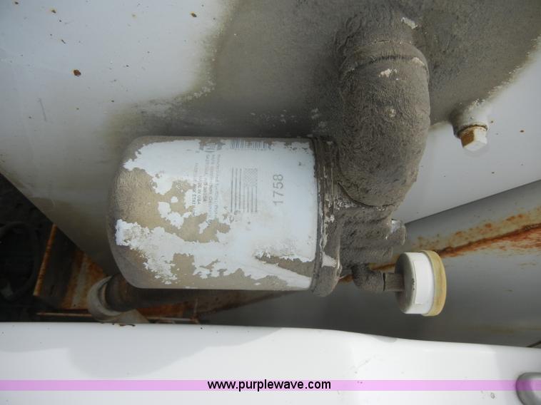 image for item C4205 1987 Chevrolet Kodiak C70 feed truck