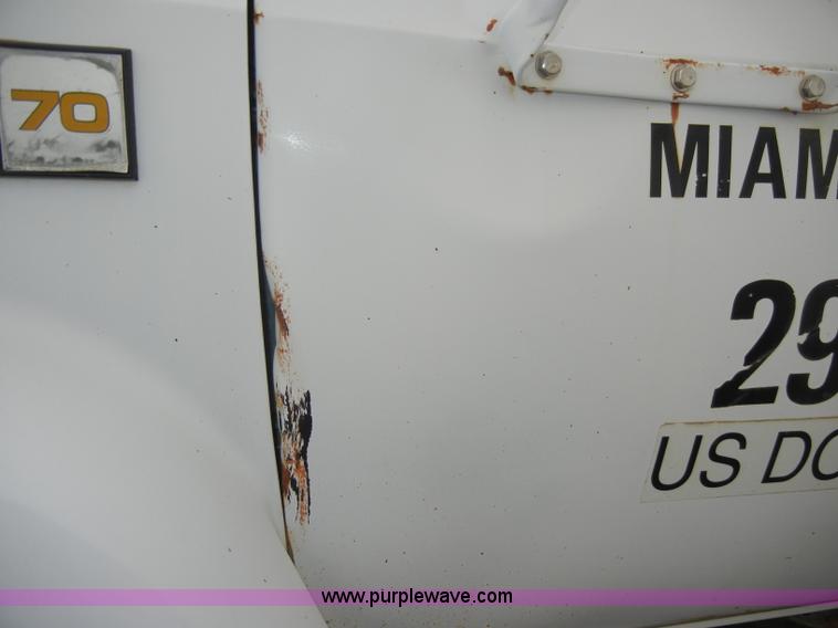 image for item C4205 1987 Chevrolet Kodiak C70 feed truck