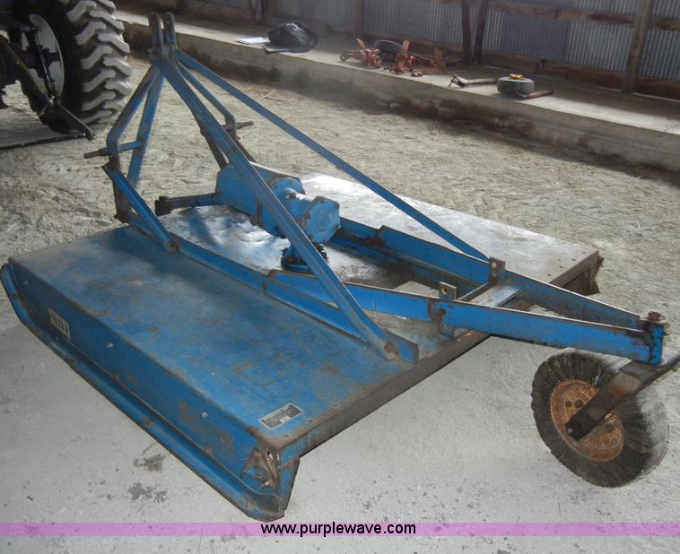 image for item C4354 Ford 901 5' finishing mower