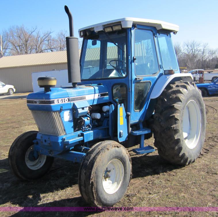 image for item C5290 Ford 6610 tractor with loader