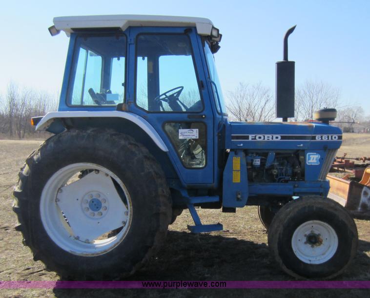 image for item C5290 Ford 6610 tractor with loader