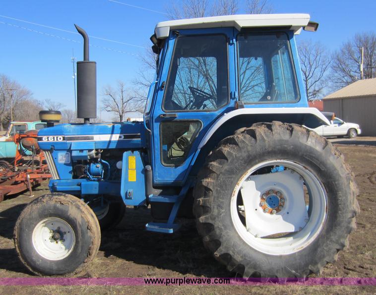 image for item C5290 Ford 6610 tractor with loader