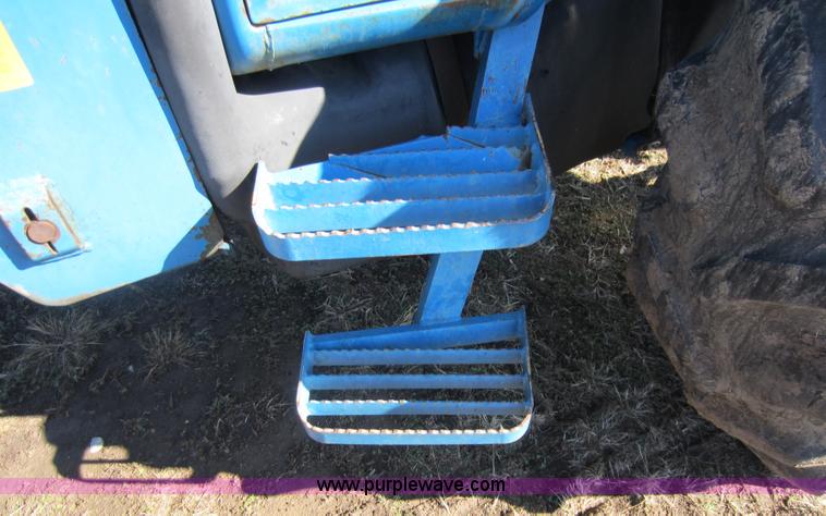 image for item C5290 Ford 6610 tractor with loader