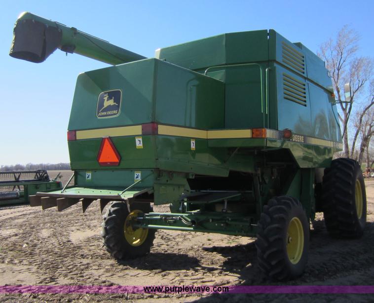 image for item C5325 1991 John Deere 9500 combine