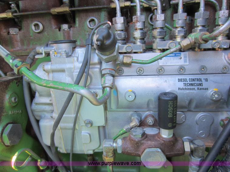 image for item C5325 1991 John Deere 9500 combine